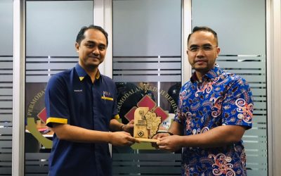 KUNJUNGAN HORMAT PENGARAH MIDA KE PKB
