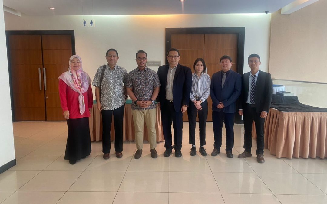 KUNJUNGAN HORMAT DELEGASI CSSDS KE PKB