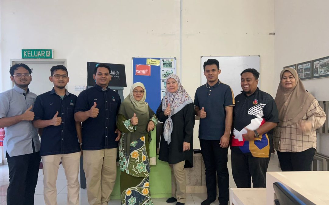 LAWATAN TAPAK KUMPULAN PKB KE KILANG IBS TASBLOCK