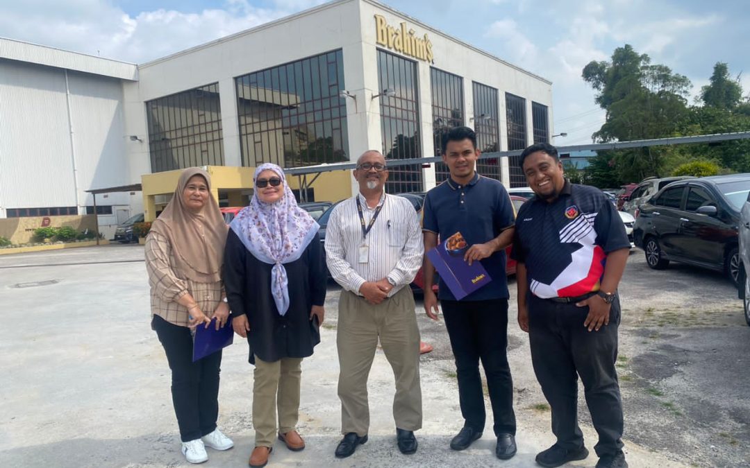 LAWATAN TAPAK KUMPULAN PKB KE KILANG BRAHIMS