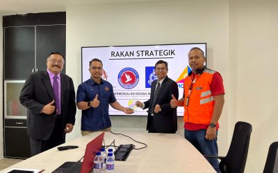 KUNJUNGAN HORMAT PKM KE PKB