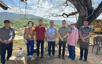 LAWATAN TAPAK KUMPULAN PKB KE KILANG BERAS PEK CHOO KEOK DAN KE SAWAH PADI (JERAMI PADI) SERTA KE TAPAK KUARI PASIR DI SINTOK BERSAMA TEAM TAN SRI HALIM SAAD