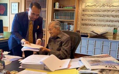 MENELUSURI FALSAFAH KEPIMPINAN TUN M: 5 ELEMEN MEMBINA BANGSA & MASA DEPAN